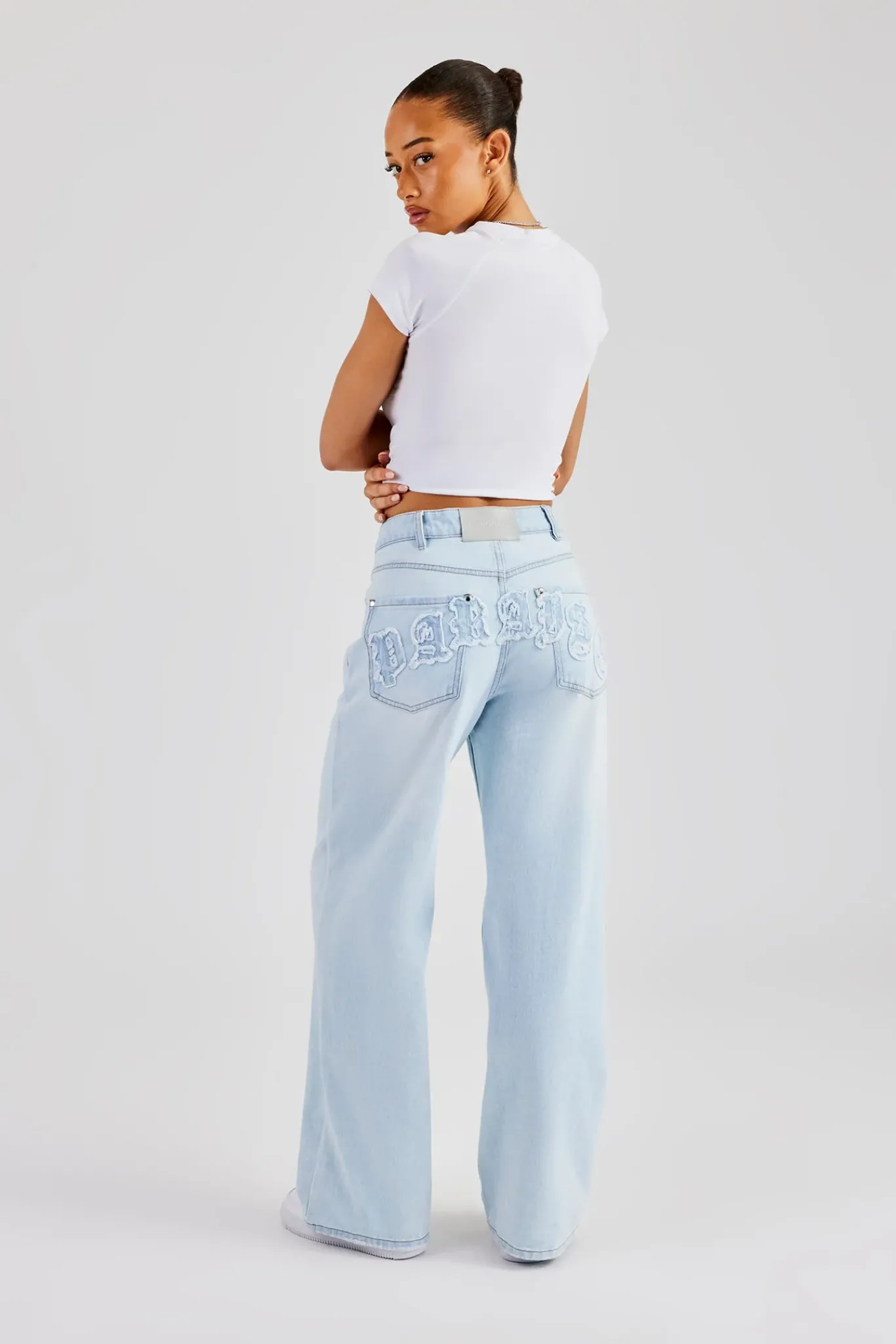 Women CLO-BOT-DEN Baggy Paraiso Applique Jeans - Light Blue