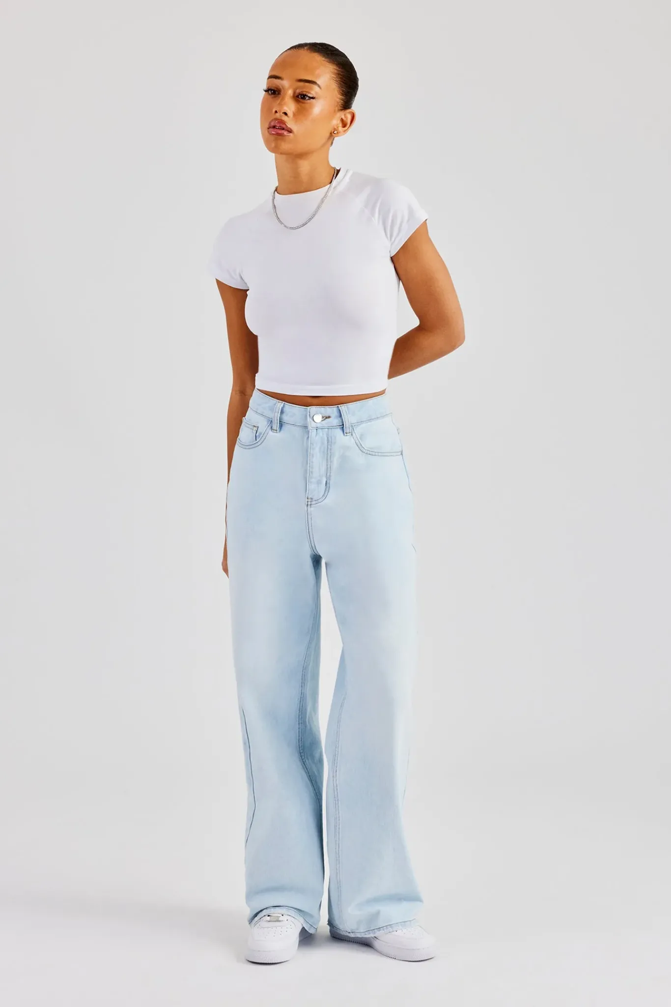 Women CLO-BOT-DEN Baggy Paraiso Applique Jeans - Light Blue
