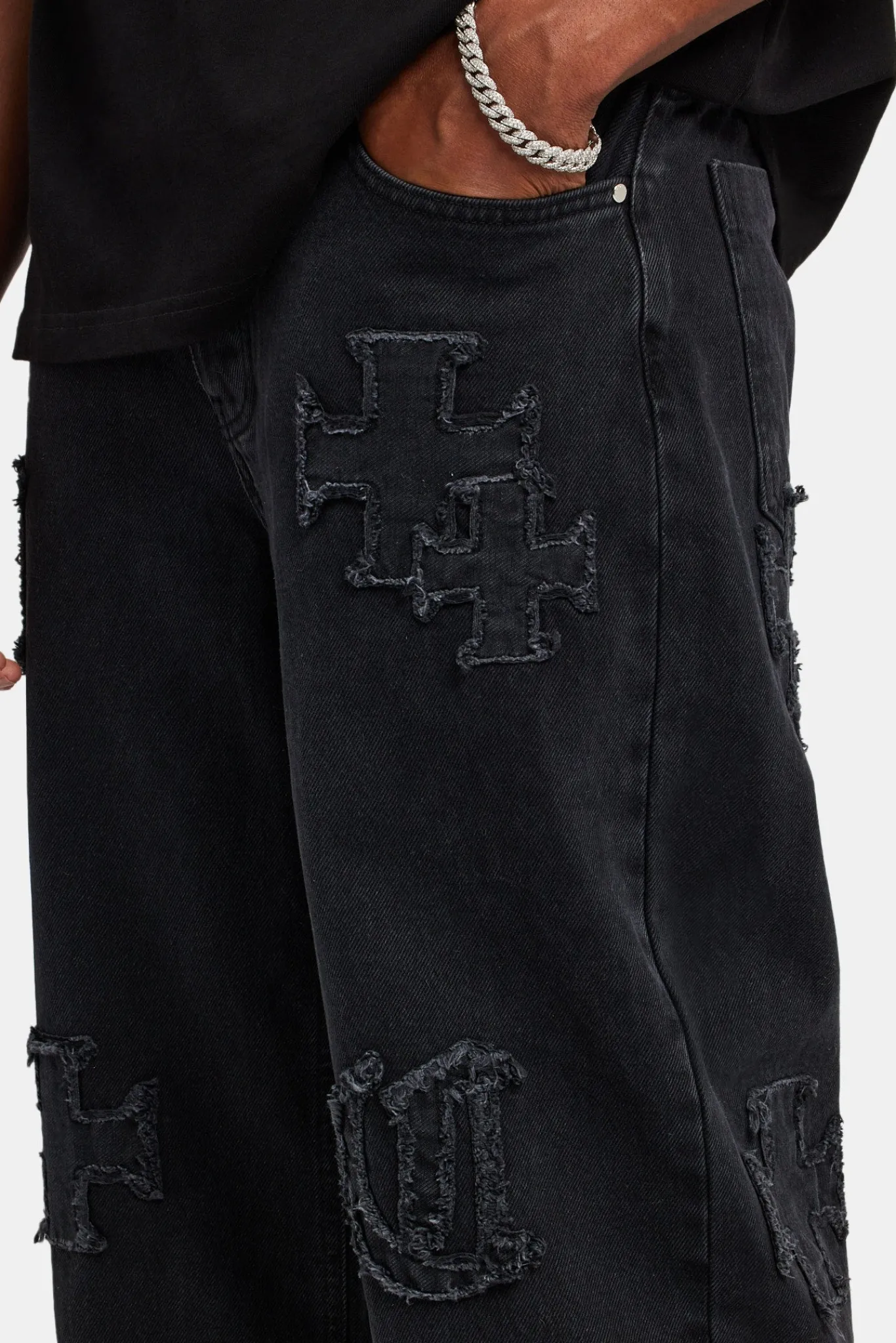 CLO-BOT-DEN Baggy Raw Edge Applique Jeans - Washed Black