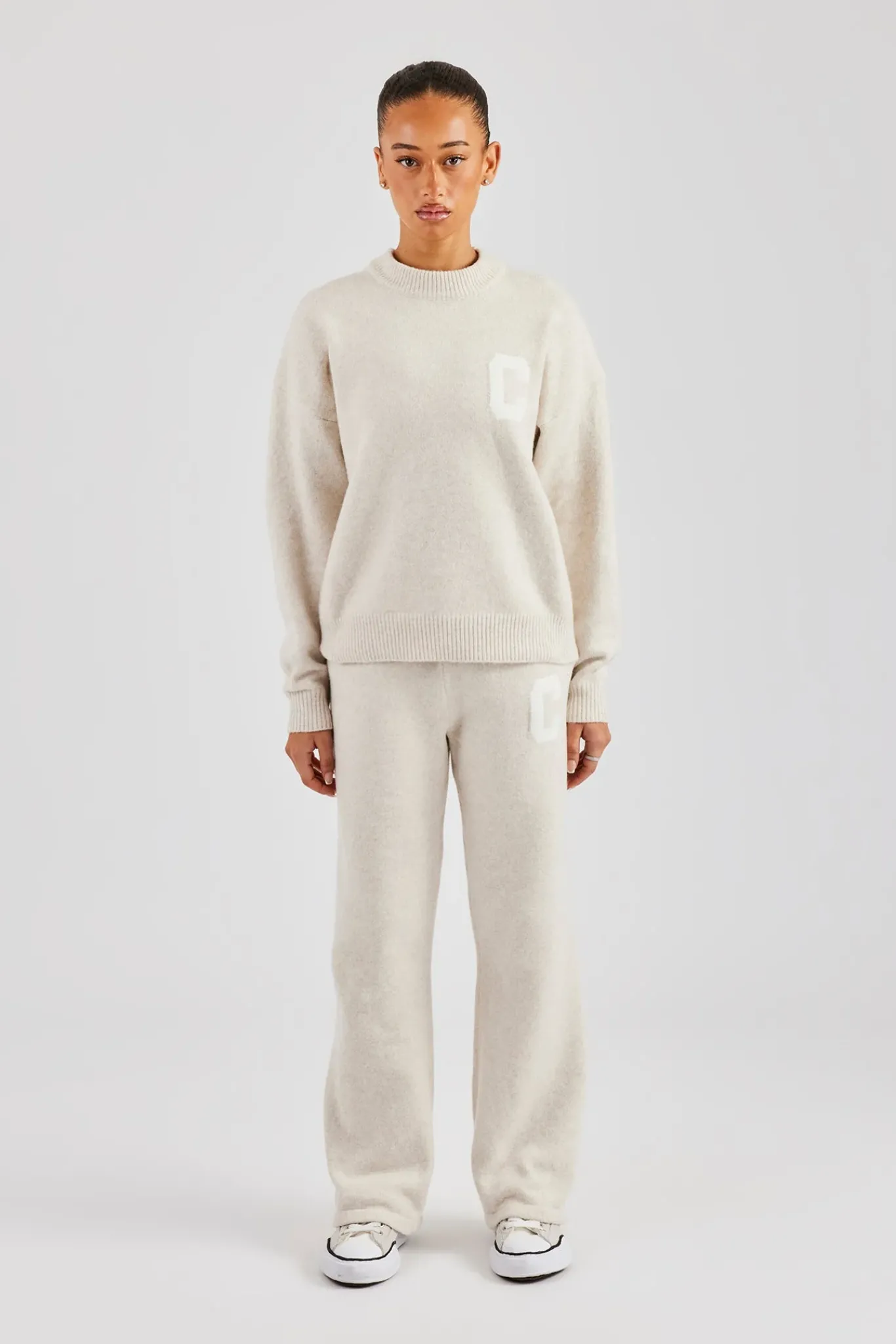 Women CLO-SET-KTW C Knitted Sweatshirt & Jogger - Oatmeal