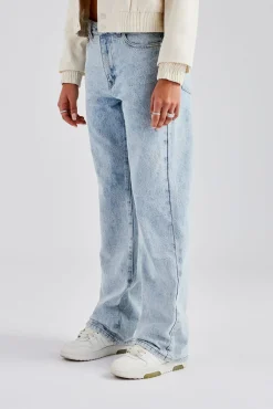 Women CLO-BOT-DEN Etched Relaxed Denim Jean - Ice Blue