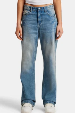 Women CLO-BOT-DEN Mid Rise Relaxed Jeans - Antique Wash