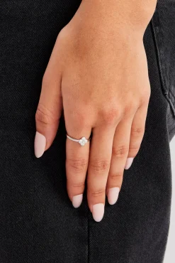 Women JWL-RNG 8mm Iced Pave Motif Ring - White