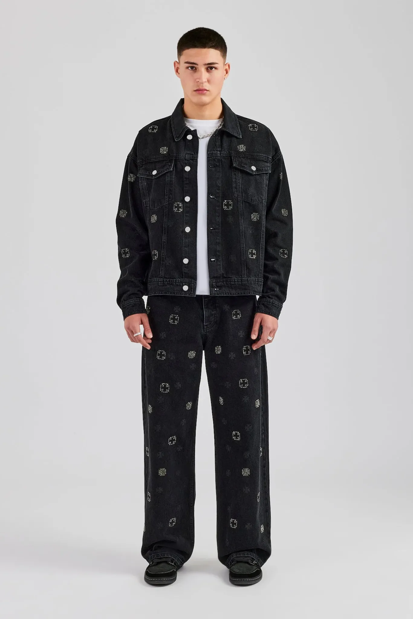 CLO-SET-DEN Oversized Embellished Jacket and Jean Set - Washed Black