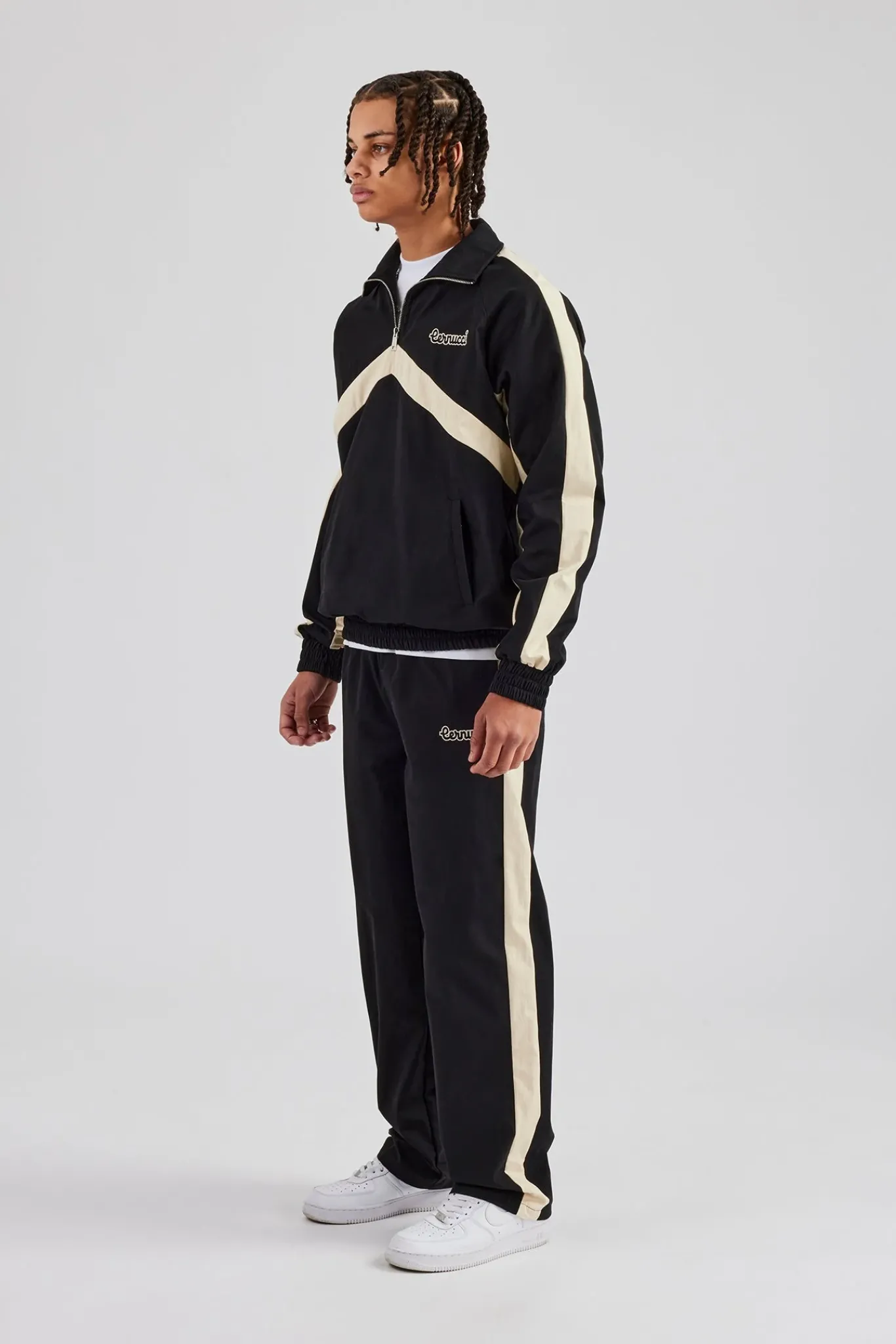 CLO-SET Quarter Zip Nylon Contrast Stripe Jacket & Straight Leg Jogger - Black