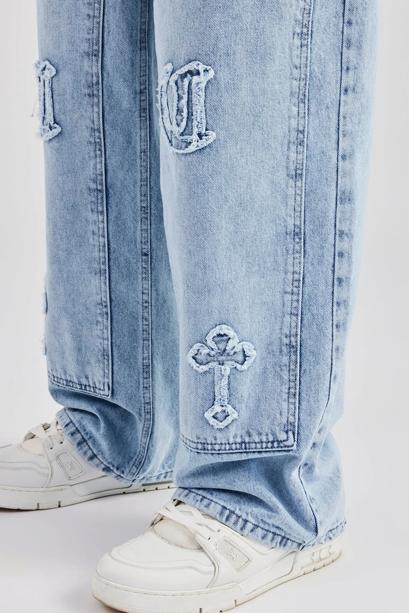 CLO-BOT-DEN Raw Edge Applique Carpenter Denim Jeans - Light Blue