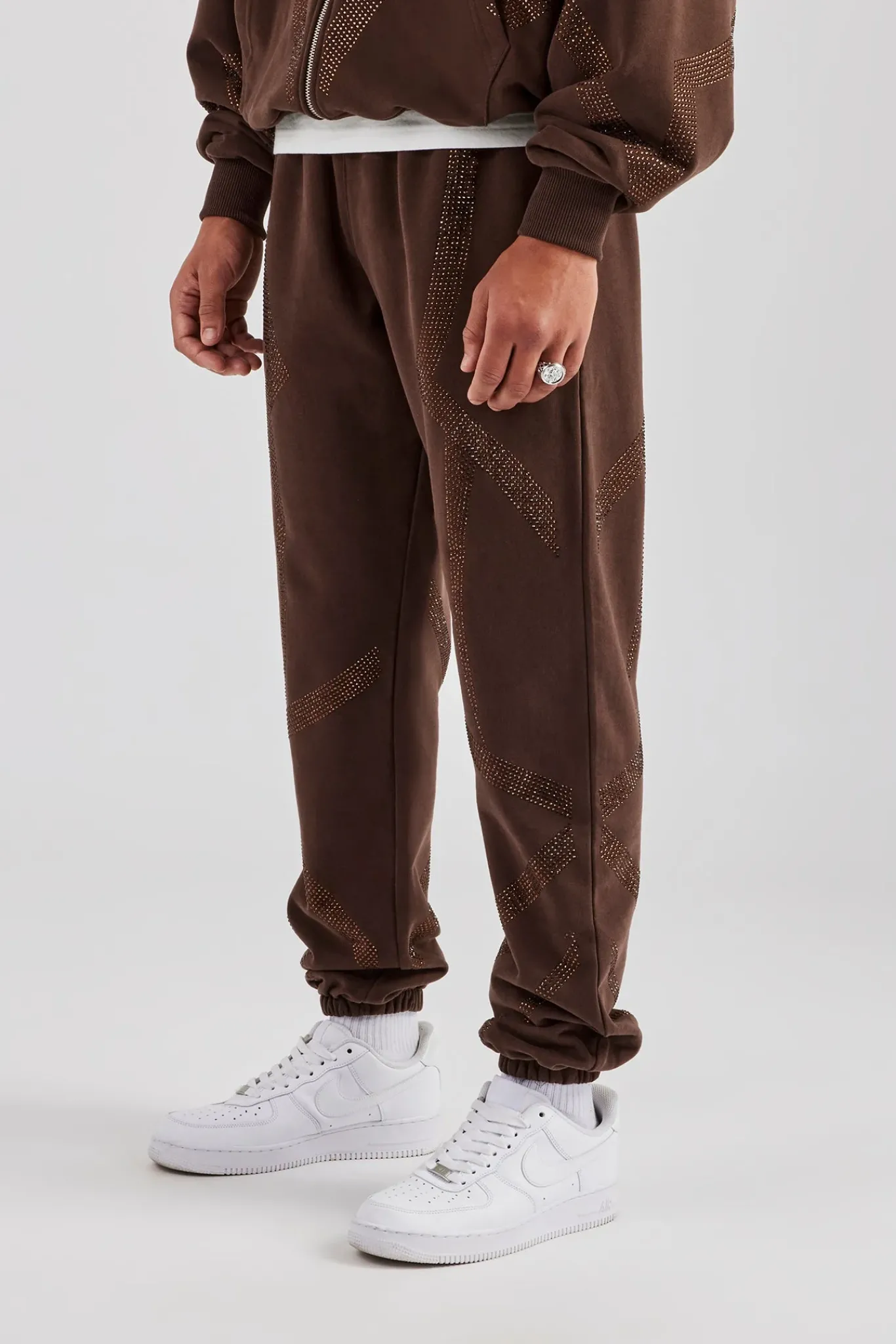 CLO-BOT-TRO Rhinestone Diamond Cuffed Jogger - Chocolate
