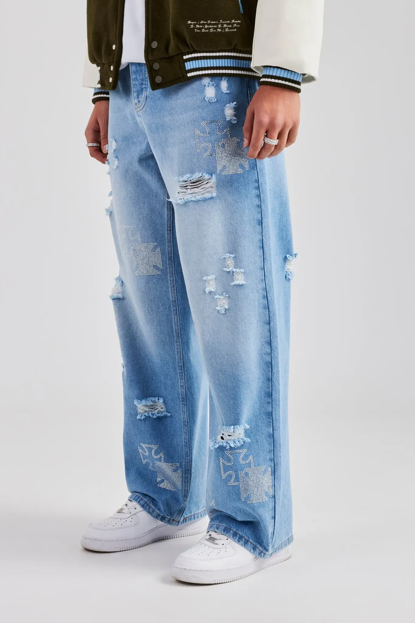 CLO-BOT-DEN Rhinestone Motif Baggy Jean - Mid Blue