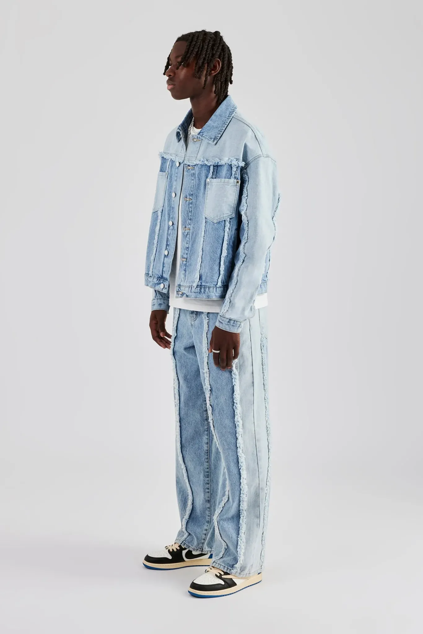 CLO-SET-DEN Two Tone Distressed Denim Jacket & Jean - Light Blue